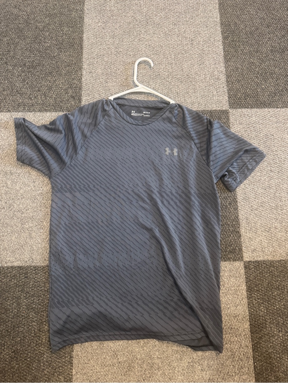 Under Armour Men’s Short Sleeve Athletic Tee - Gray